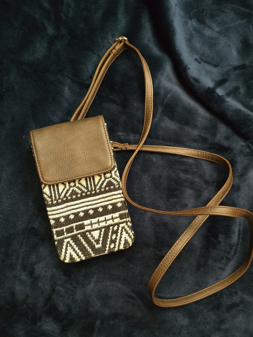Thirty-One Brown and Cream Patterned Crossbody Phone Pouch